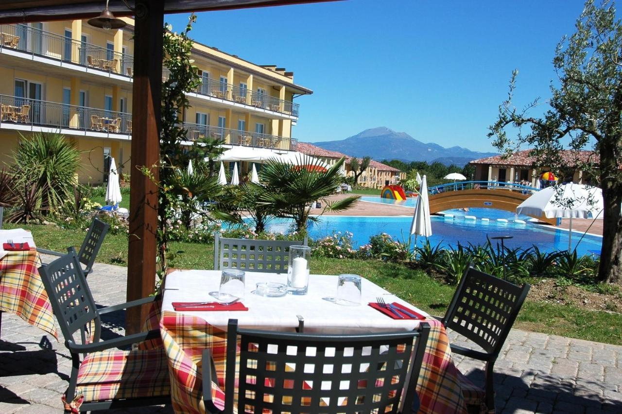 Apartments In Peschiera Del Garda 22099 Exterior photo